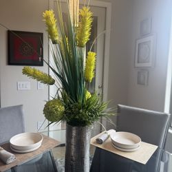 Center Piece Floral Arrangement 