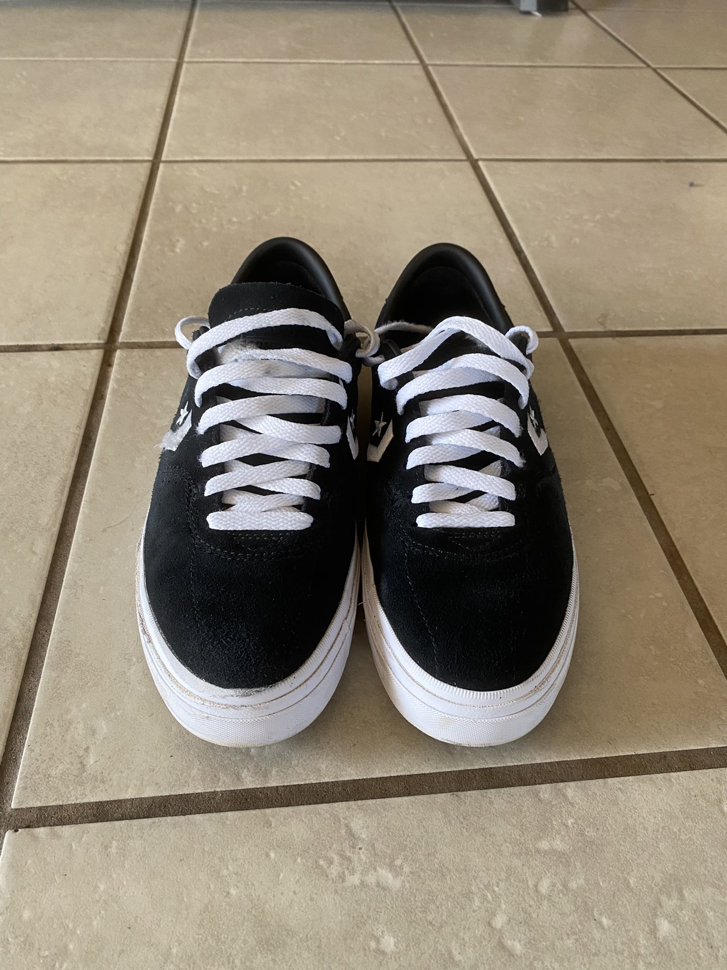 Skate Shoes / Converse Skate Shoes