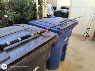 USED FISHING POLE 9 Feet