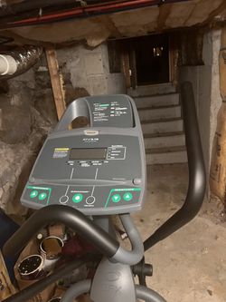 Pre Core Eliptical Trainer