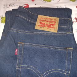 Levis 