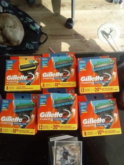 *4 Gillette Fusion5 proglide 8 cartridge box and *2  Gillette Fusion5 proglide 12 cartridge box