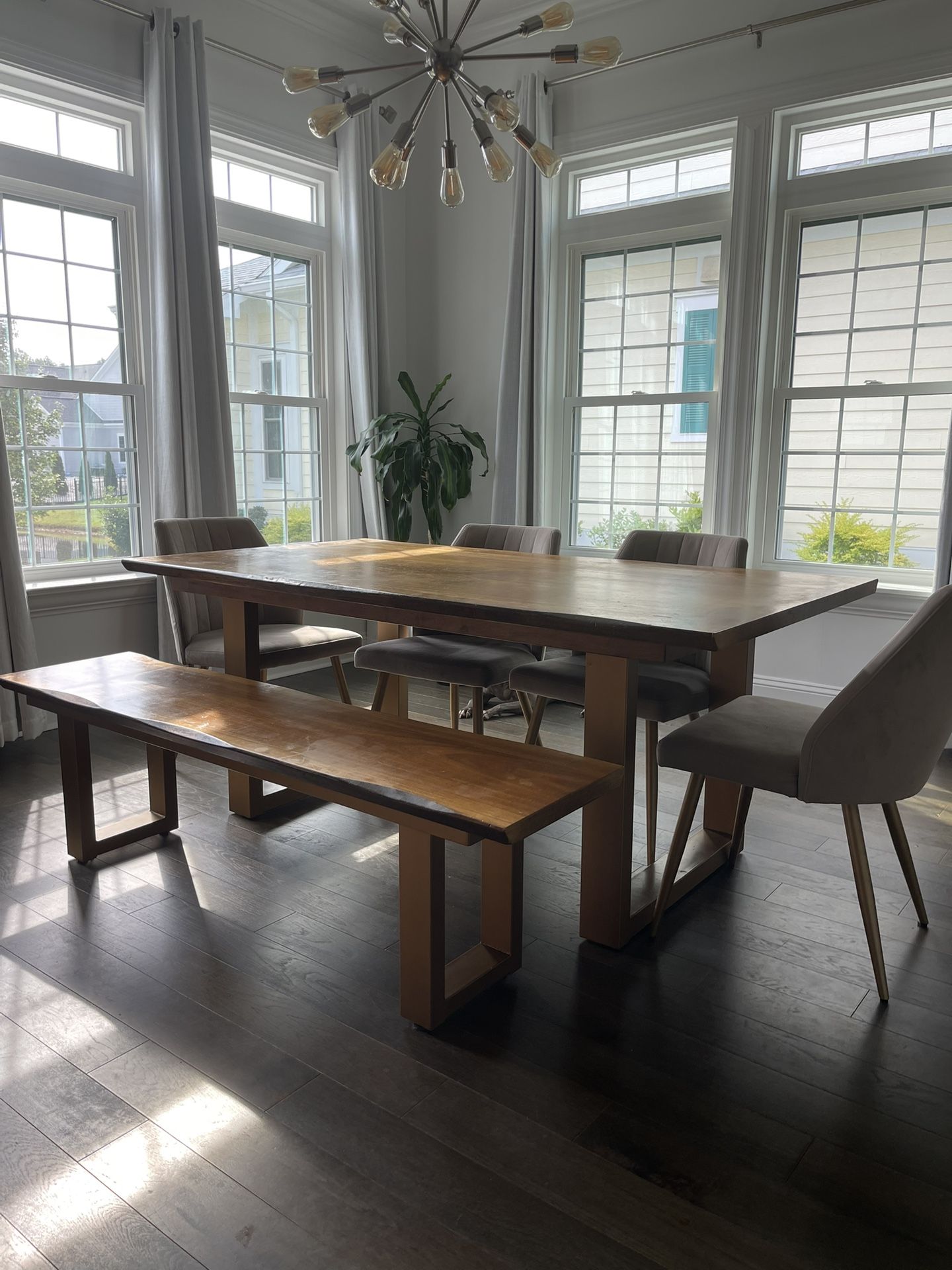 Dining Table With Chairs