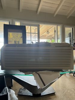 LG   AIR CONDITIONER  Model # LP 123 IHP