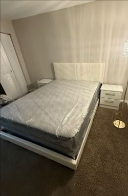 NEW BED FRAME QUEEN SIZE WITH MATTRESS AND BOX SPRING