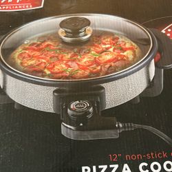 Pizza cooker