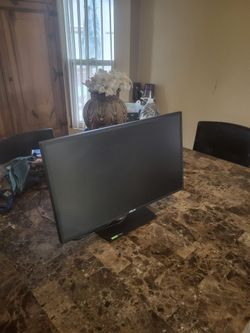 Gaming Monitor Very Fast ASUS 160 fps
