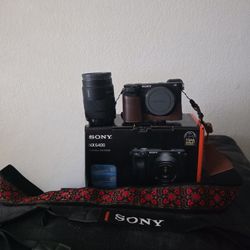 Sony
Sony - Alpha 6400 APS-C Mirrorless Camera 4K Video Camera with E 18-135mm f/3.5-5.6 OSS Lens - Black