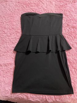 Women’s strapless dress (size Medium)