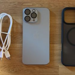 Unlocked Apple iPhone 16 Pro Max 256GB Natural Titanium (A3084)