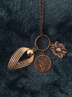 Urban Outfitters Pendant Necklace