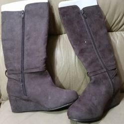 Brand New Gray Boots