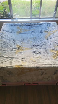 Queen Comforter