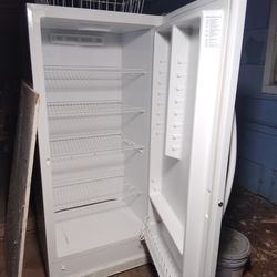 Frigidaire Freezer upright