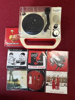 Bandai 8band Record Player With White Stripes