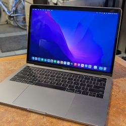 Apple MacBook Pro 13" 2016 i5 8gb 512gb SSD Four Thunderbolt 3 Ports
