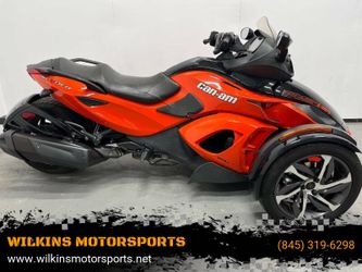 2014 Can-Am Spyder SM5 RSS