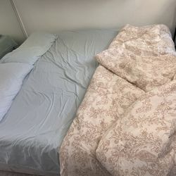 King Size Mattress And Box Spring 