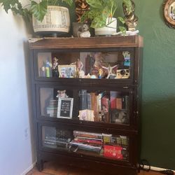 Lawyers Bookshelf