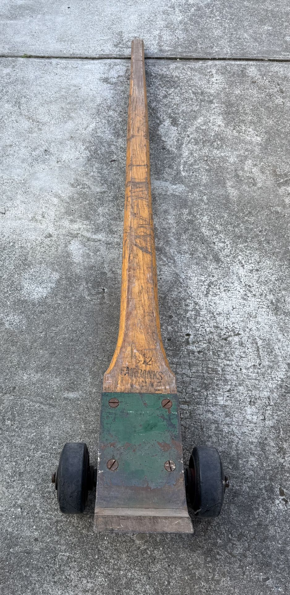 Pri Level Bar With Wheels