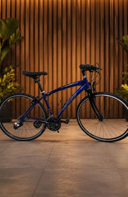 🚴 Specialized CrossRoads Hybrid Bike – Lightweight, Comfortable & Ready to Ride