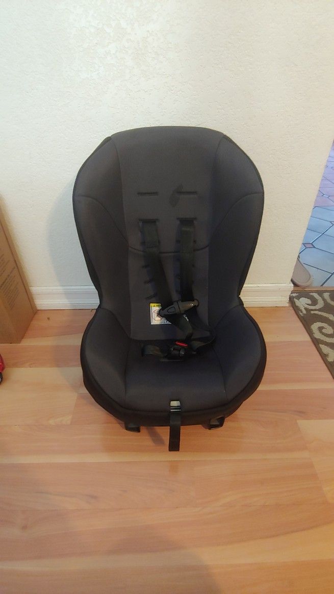 Toldder Car Seat * Like New Condition