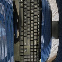 Microaoft Wireless 850 Keyboard
