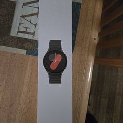 Unopened Samsung Galaxy Watch 7