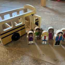 Melissa & Doug School Bus Wooden Play Set with Play Figures