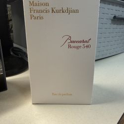 Maison Francis Kurkdjian Paris Baccarat 540 Eau de parfum -BRAND NEW- OPENED - NOT USED- FULL-