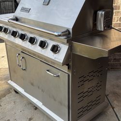 DUCANE GRILL STAILESS EXCELLENT CONDITION CLEAN $250 CHECK ORIGINALPRUCE HOME DEPOT ONLY SERIOUS BUYERS PLEASE