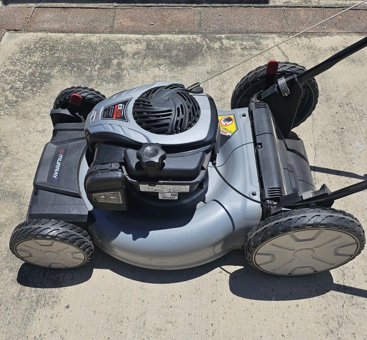 Murray Lawn Mower gas Powered 