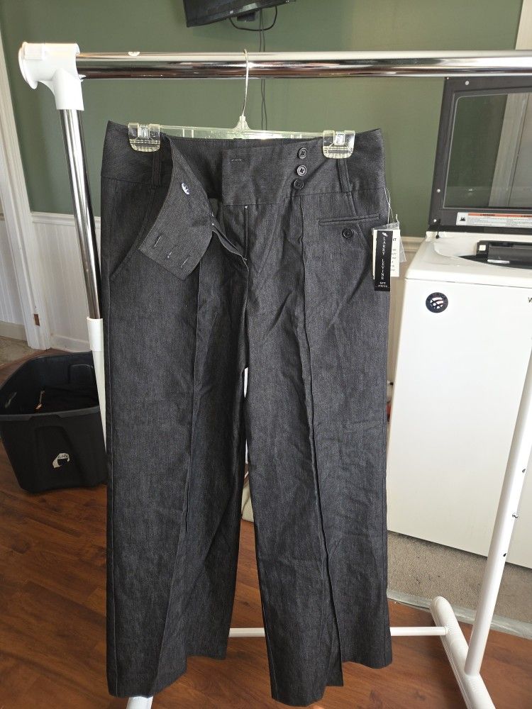 Wonens Size 10 Pants