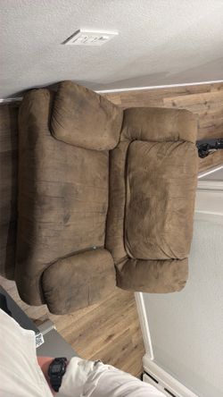 Oversized recliner