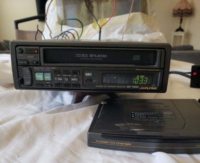 VINTAGE ALPINE 3DE-7886 IN-Dash CD Changer/Receiver & 2 NIB
