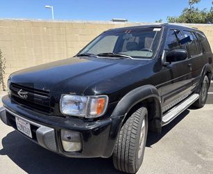 1999 INFINITI Qx4
