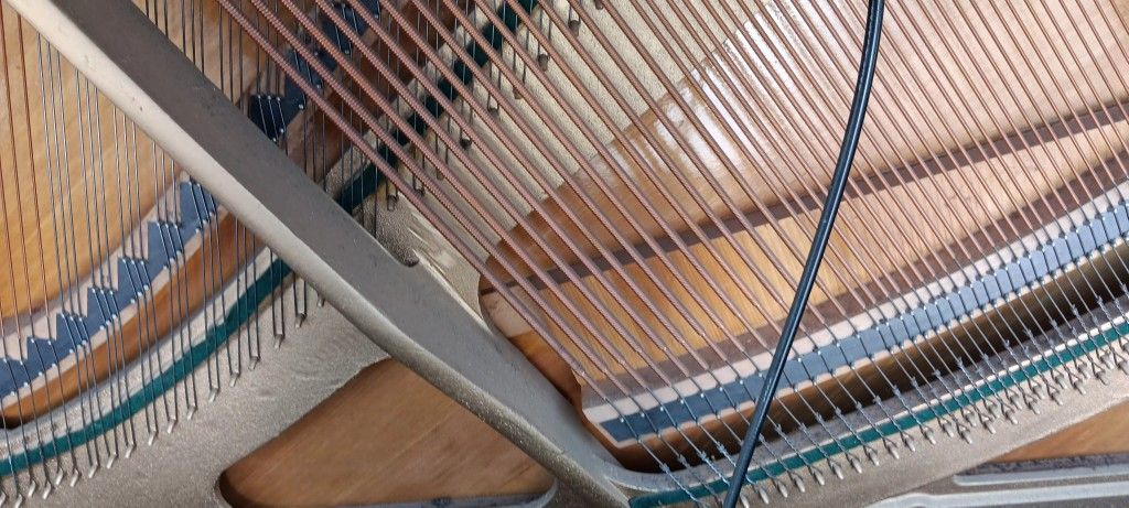 Kawai Piano Excellent Condition