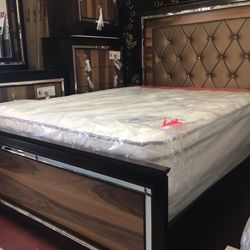 Queen Bed And Chest New Only 850$
