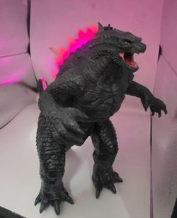 🦖 GODZILLA x KONG – 24” HEAT-RAY BREATH FIGURE 🦖
💥 $30 OBO 💥