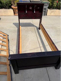 Twin bed and mattress