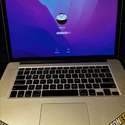 Macbook Pro 2015 16gb ram i7