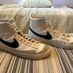 Nike Blazers Men 11.5