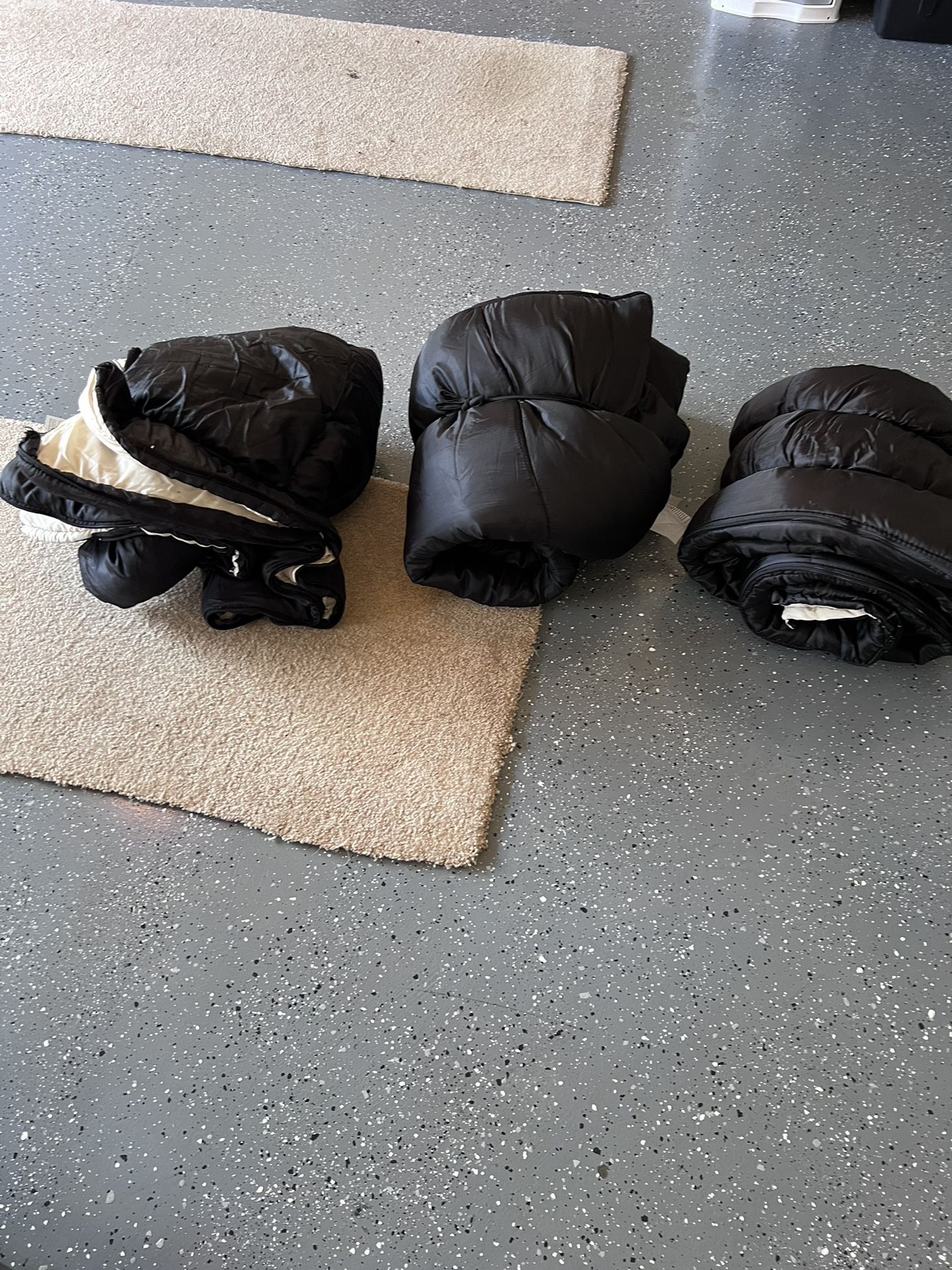 Sleeping bag in black