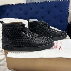 Christian Louboutins Black Men’s Spike Shoe 