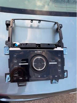 2011 - 2014 Ford Edge SONY Radio AC Climate Control Panel Bezel