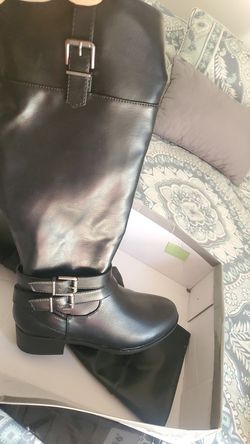 New black boots