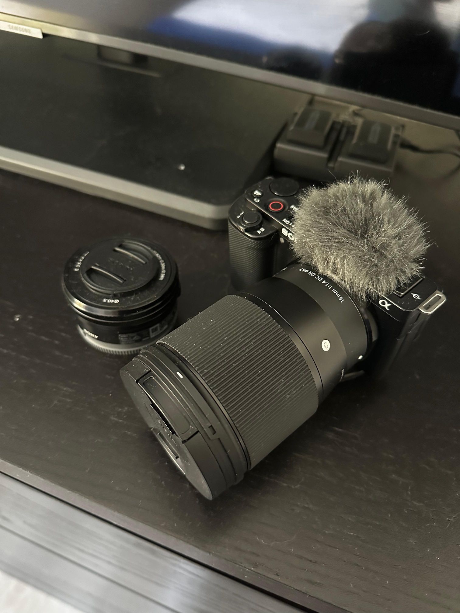 Sony ZV-E10 With Accessories