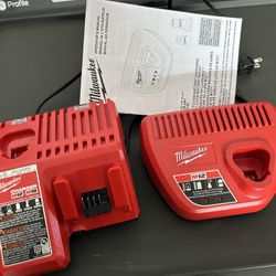 Milwaukee M12 Charger and M12/M/18 combo charger 