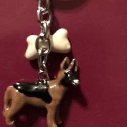 GERMAN SHEPHERD DOG KEYCHAINS NEW
