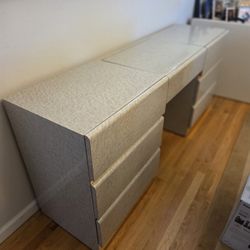 Formica Dresser/Vanity Table/Desk